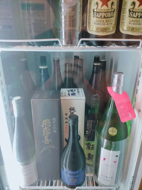 日本酒と魚料理（日本酒と合わすなら三田駅前おととごはん味保へ　）